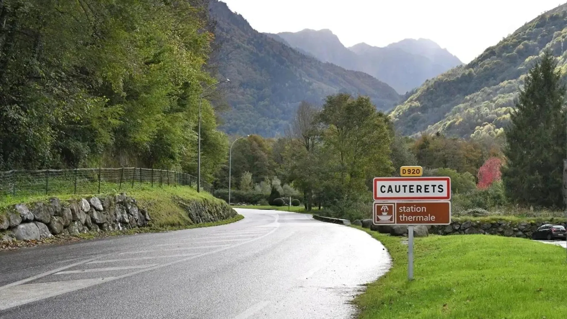 Appartement Chaleureux A Cauterets 35 M² Casier A Skis Fransa