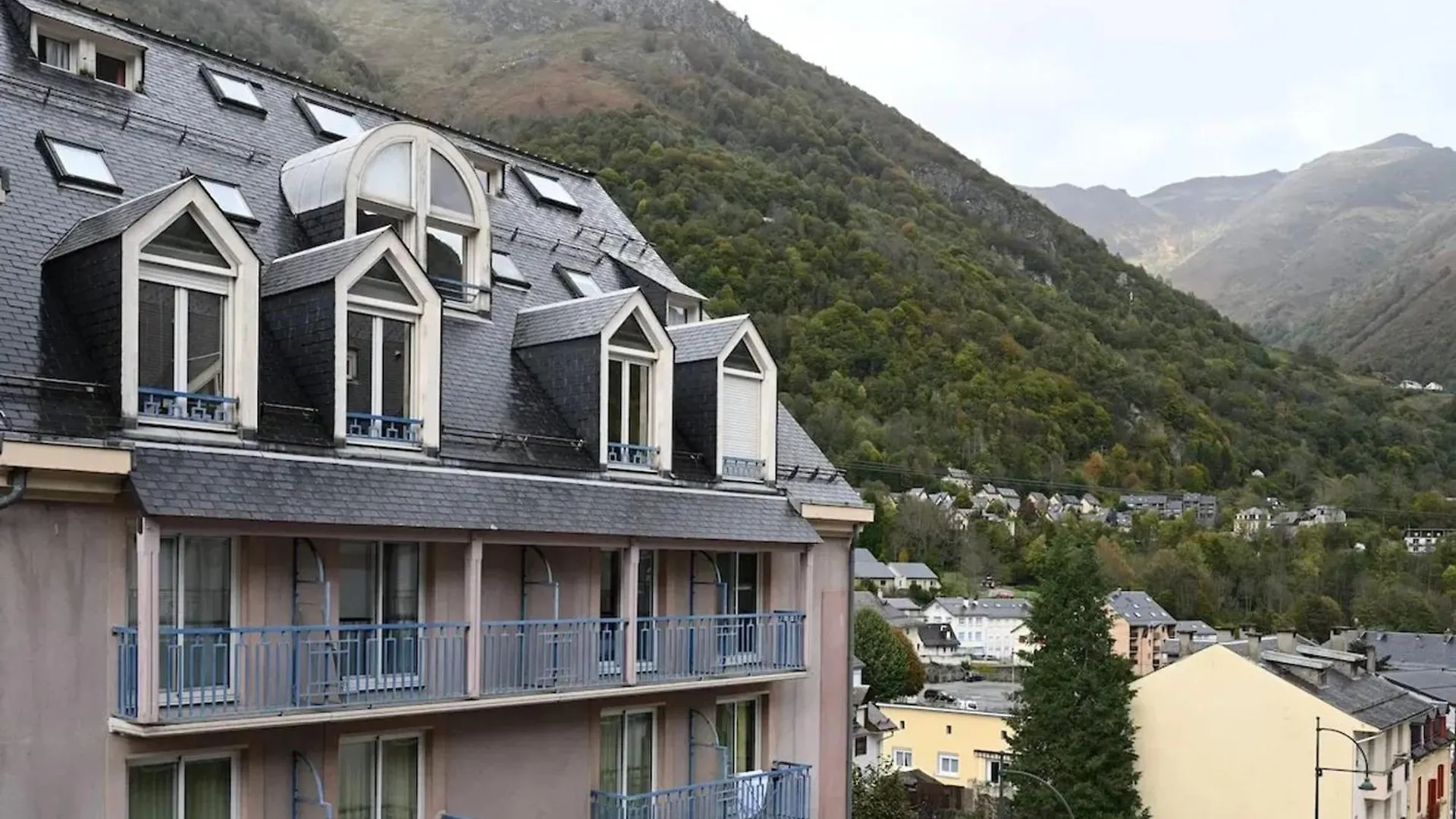 Daire Appartement Chaleureux A Cauterets 35 M² Casier A Skis Fransa